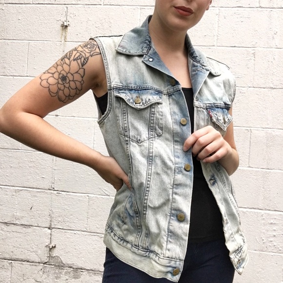 levi's trucker vest mens